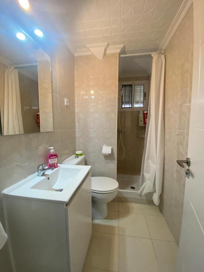 Piso Junto Al Hospital Macarena Apartment Seville Exterior photo