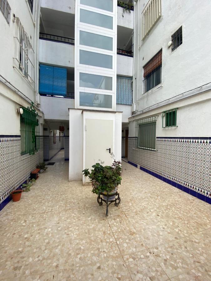 Piso Junto Al Hospital Macarena Apartment Seville Exterior photo