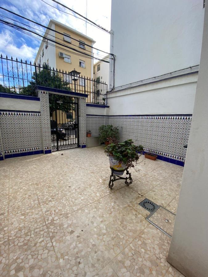 Piso Junto Al Hospital Macarena Apartment Seville Exterior photo